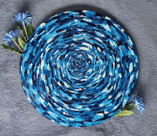 Blue and White Spiral on Circle Canvas 1